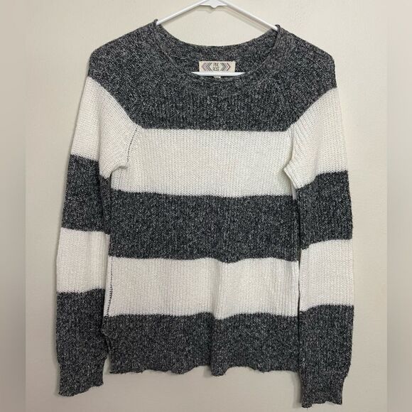 Pink Rose Women’s Knit Stripes Pullower Sweater Gray/ White Sz Xsmall. - Picture 1 of 16
